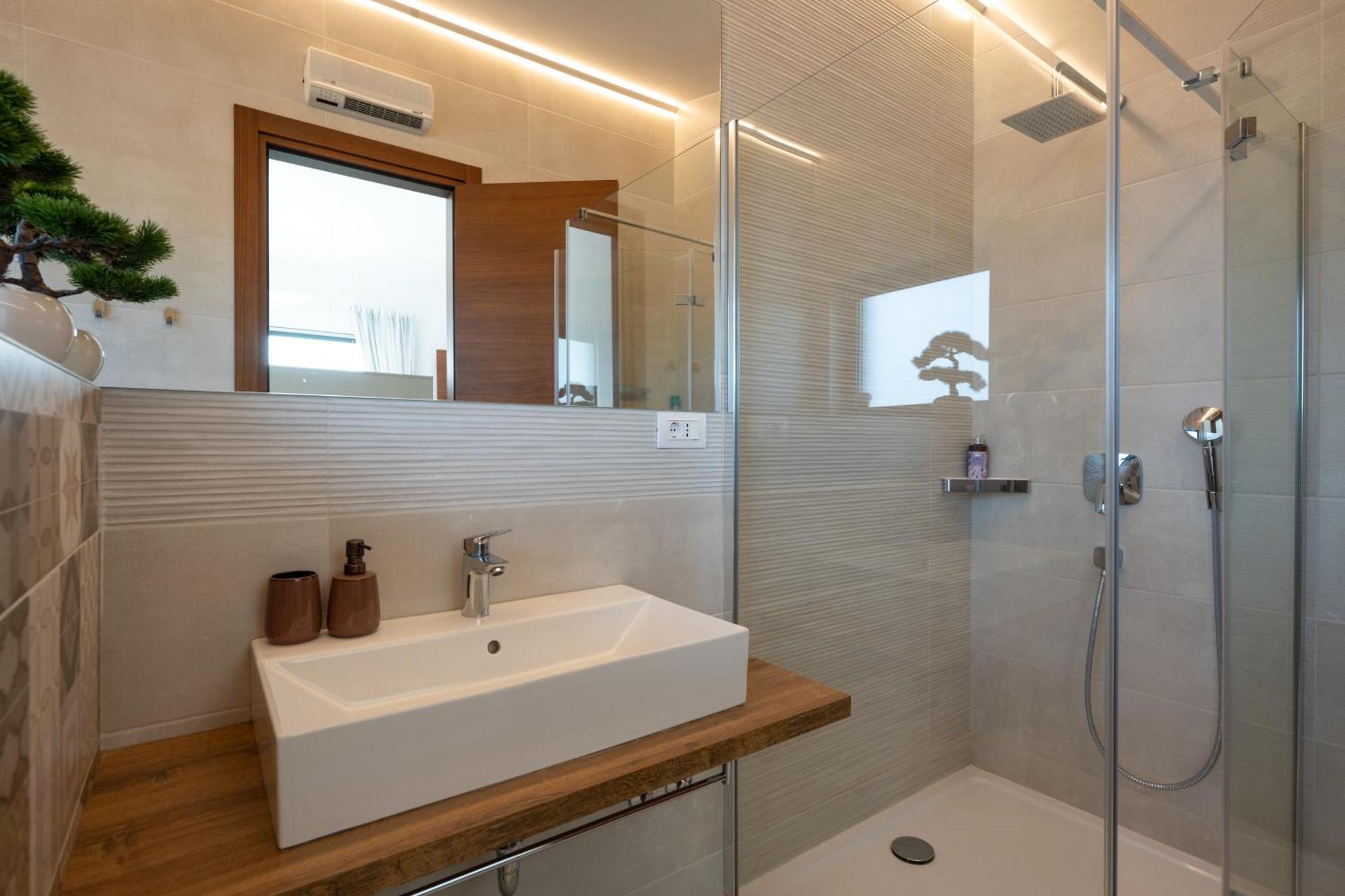 Martincic Residence - 5 Stars Luxury With Pool Heating On 4000M2 Rakalj Extérieur photo