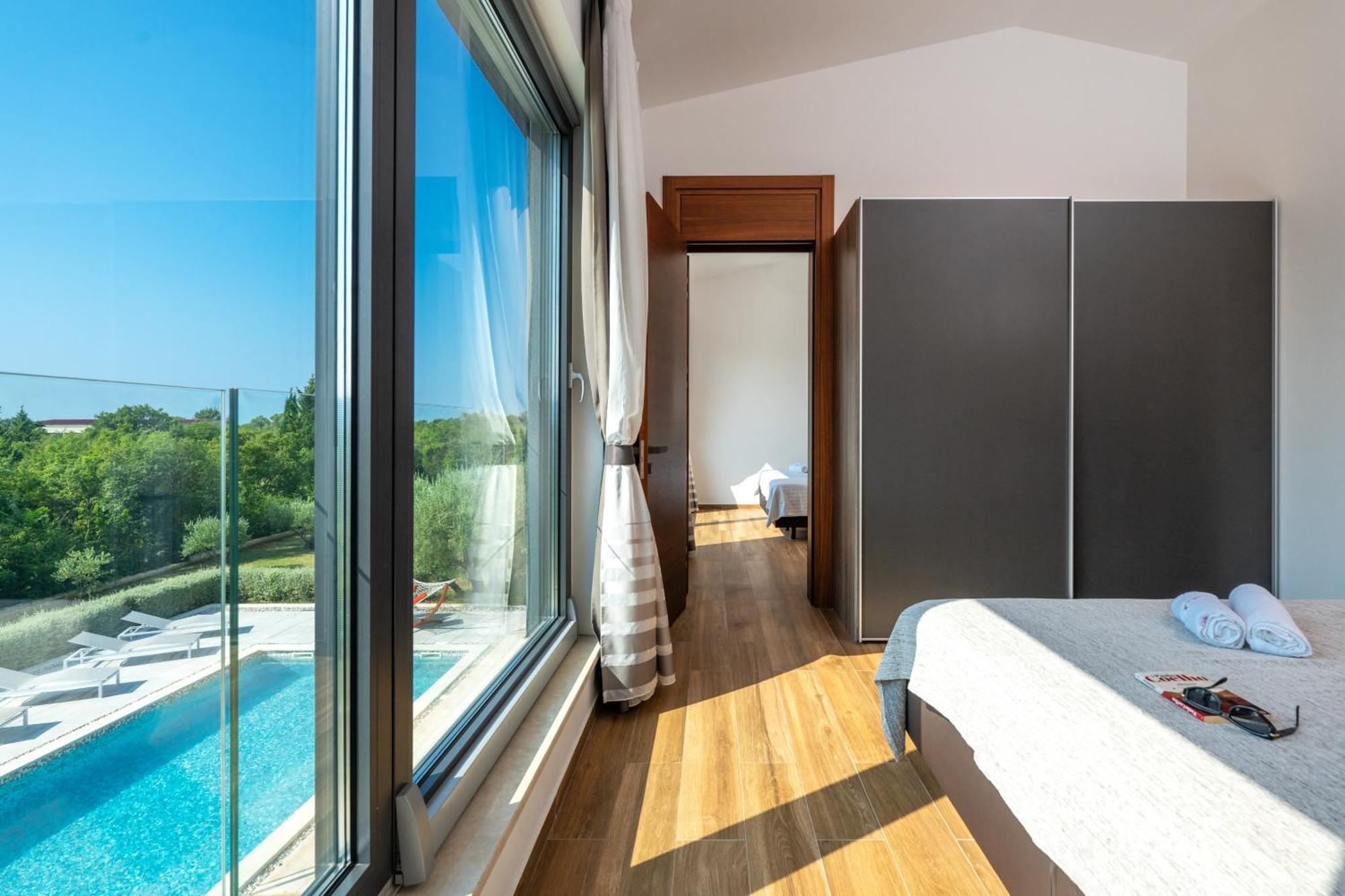 Martincic Residence - 5 Stars Luxury With Pool Heating On 4000M2 Rakalj Extérieur photo