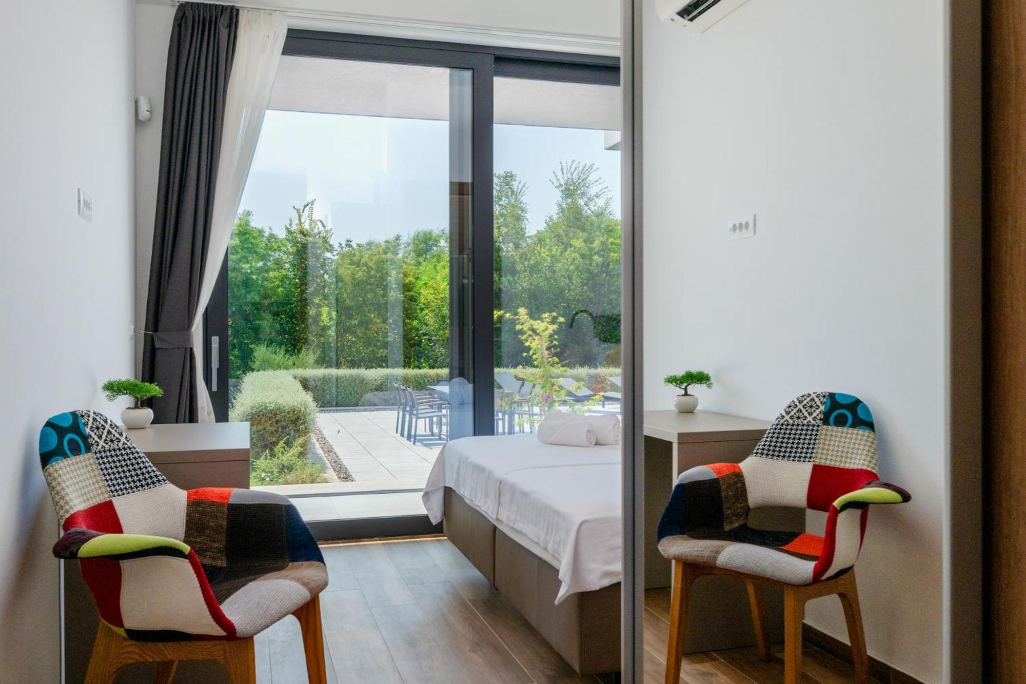 Martincic Residence - 5 Stars Luxury With Pool Heating On 4000M2 Rakalj Extérieur photo