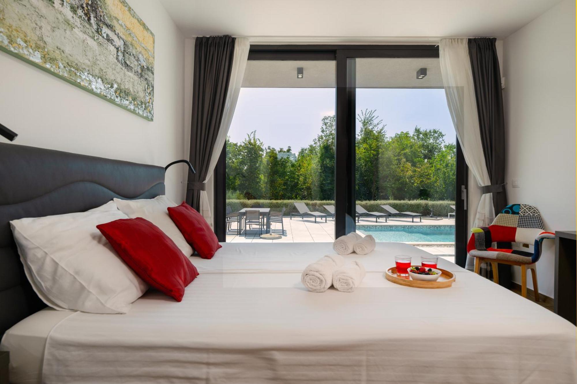 Martincic Residence - 5 Stars Luxury With Pool Heating On 4000M2 Rakalj Extérieur photo